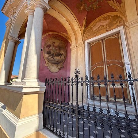 インペリア Napoleone Vintage Houseヴィラ エクステリア 写真